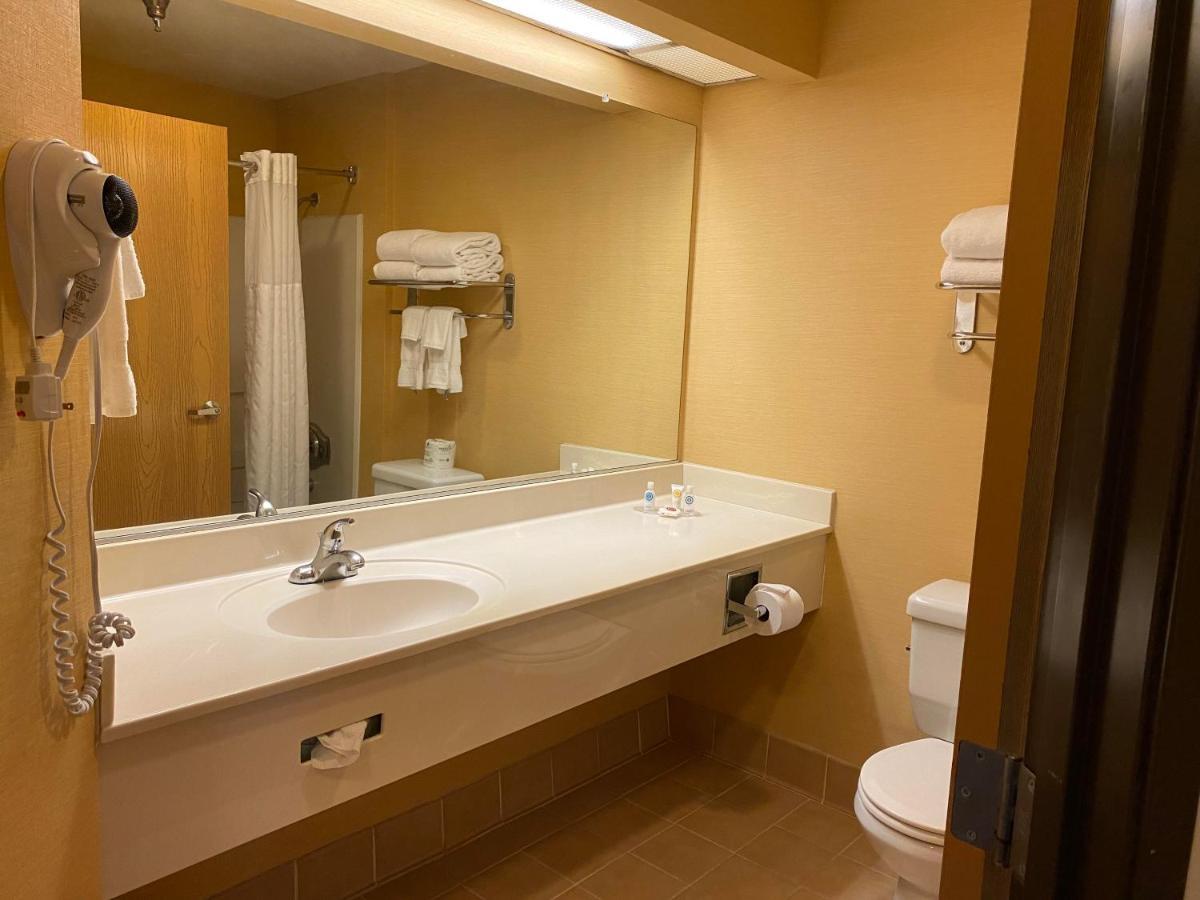 Comfort On The Monterey Bay 4* Marina
