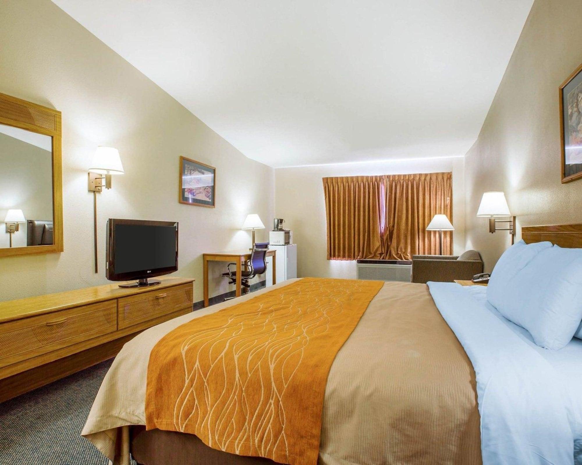 Comfort On The Monterey Bay Hotel Marina