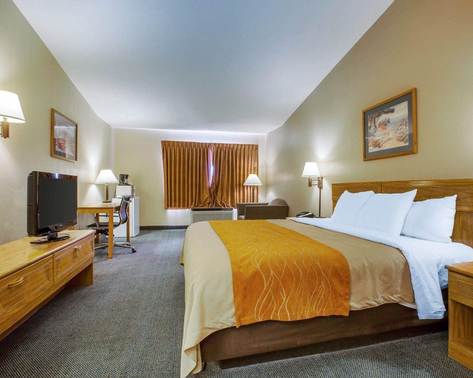 Hotel Comfort On The Monterey Bay 4*