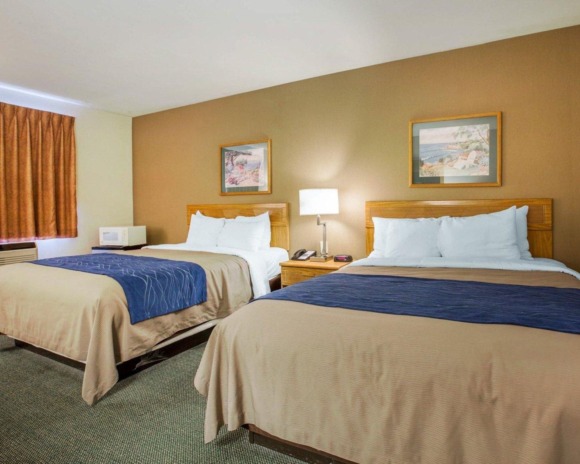 Comfort On The Monterey Bay Marina