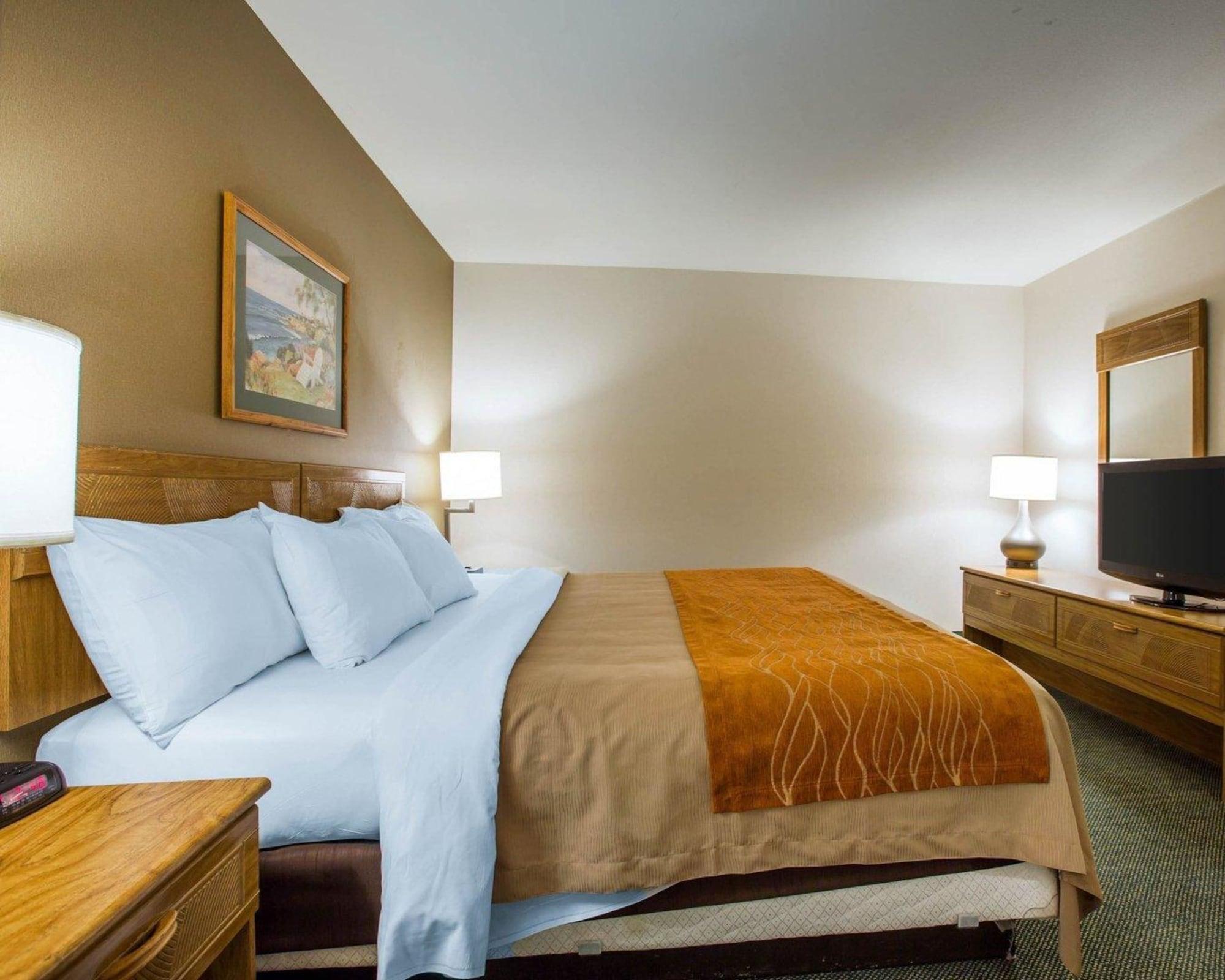 Hotel Comfort On The Monterey Bay 4*