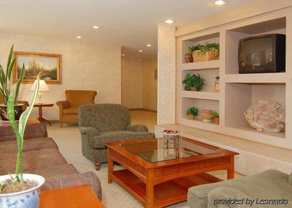Comfort On The Monterey Bay Marina