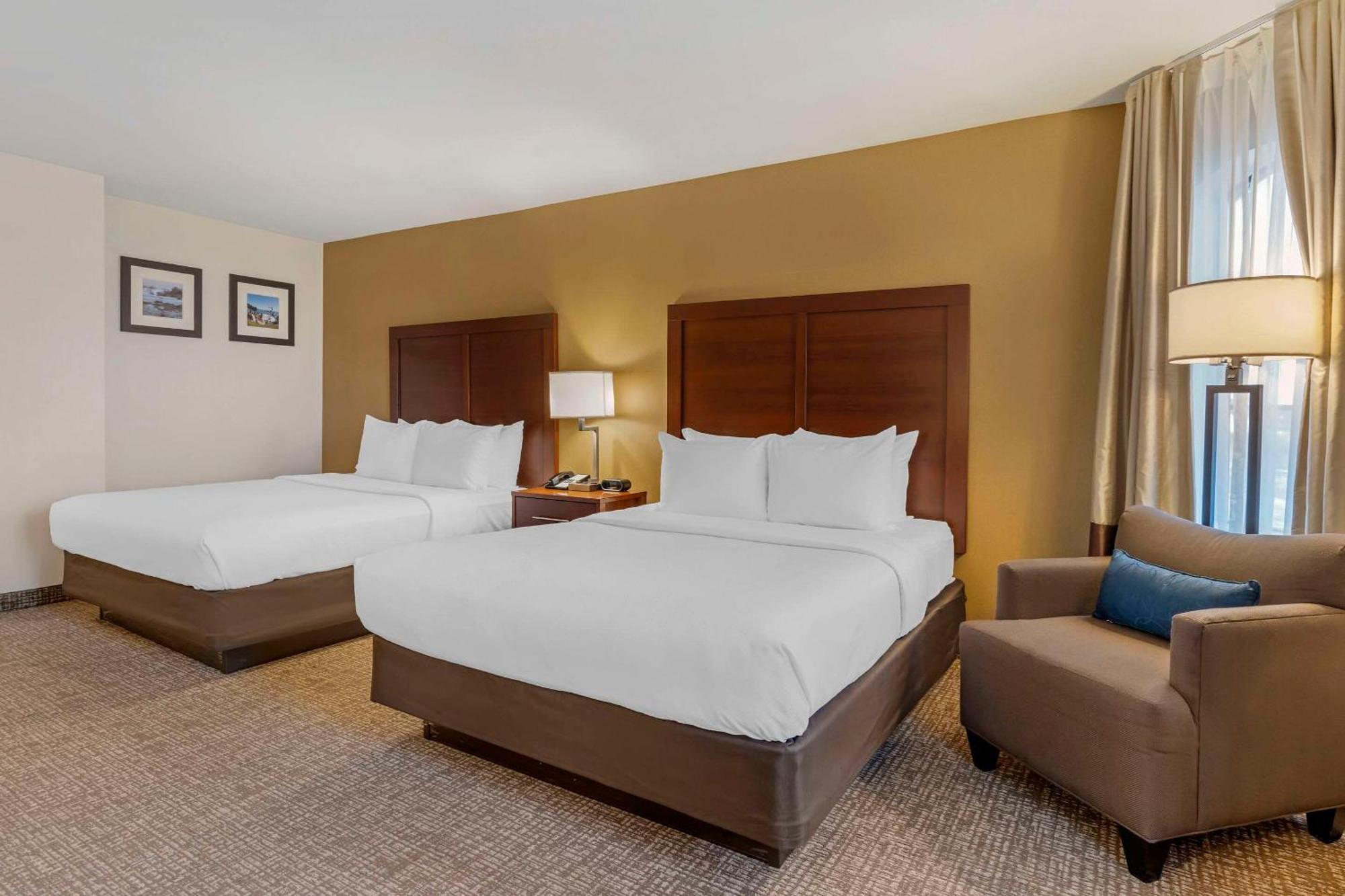 Comfort On The Monterey Bay Hotel Marina