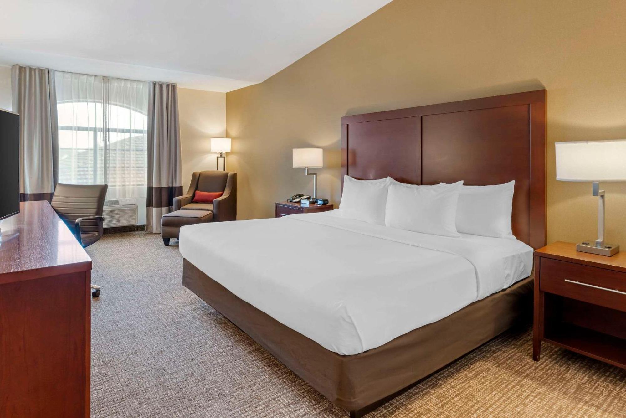 Hotel Comfort On The Monterey Bay 4*