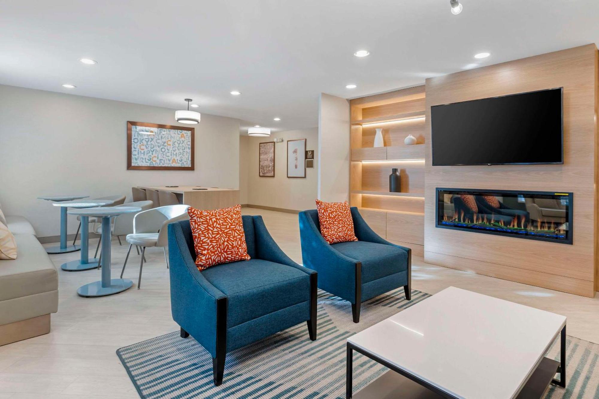Hotel Comfort On The Monterey Bay 4*